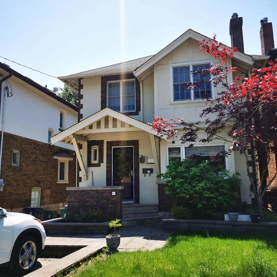 Homestay Toronto Central Area Double-Bed Room
